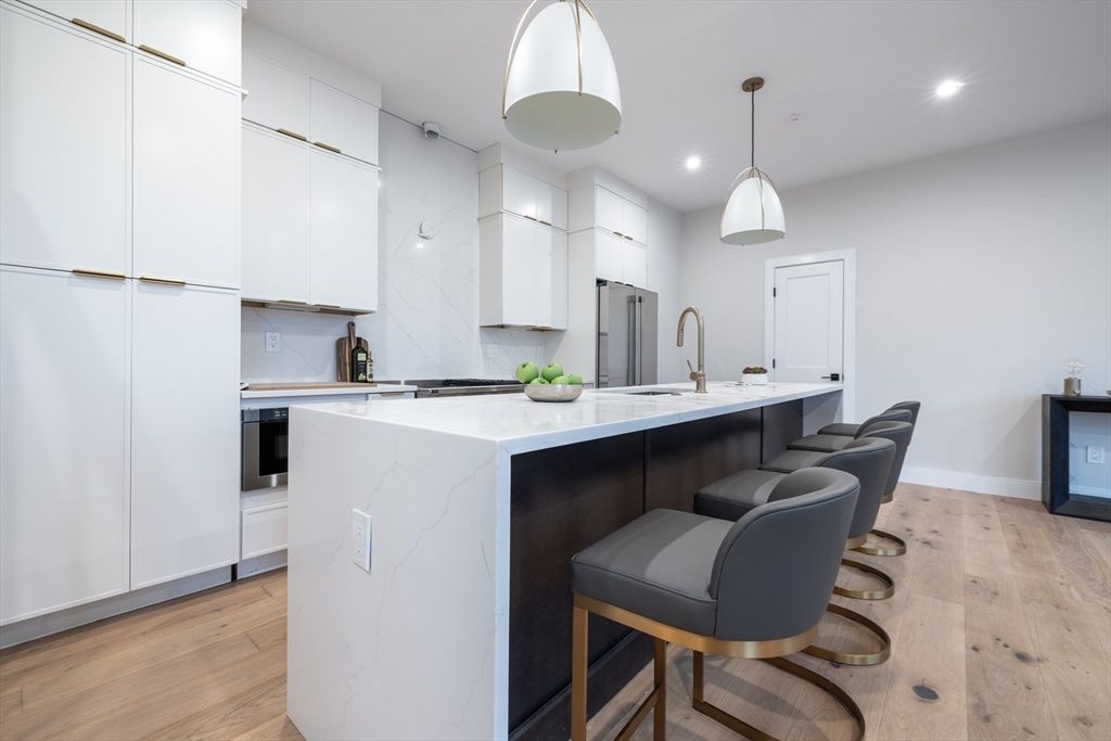 1 Marion Street 1, Cambridge, MA 02141
