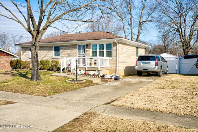 5705 Tarragon Ct, Louisville, KY 40219