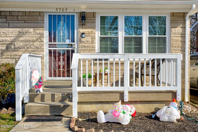 5705 Tarragon Ct, Louisville, KY 40219