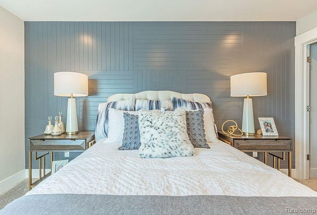 17415 Sara Drive, Macomb Township, MI 48042