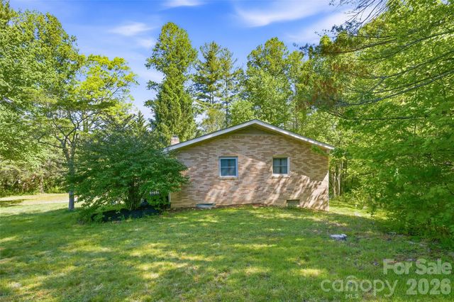 115 Field Sparrow Lane, Hendersonville, NC 28792