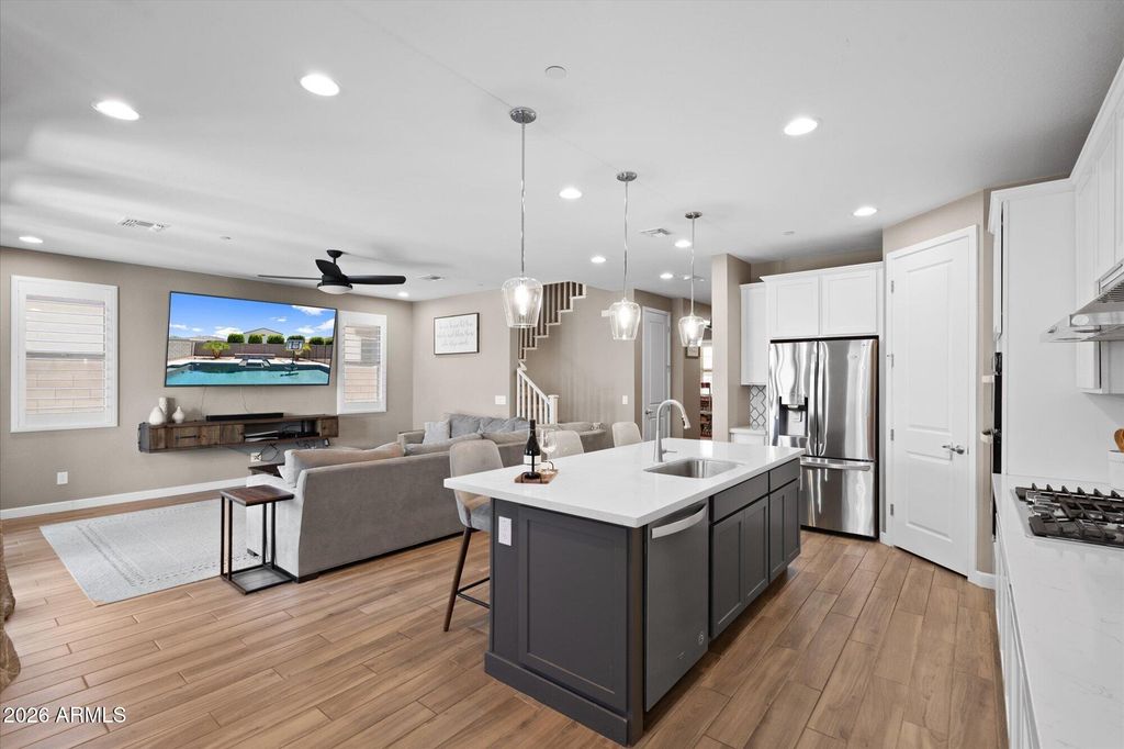13179 W REDSTONE Drive, Peoria, AZ 85383 — photo 3