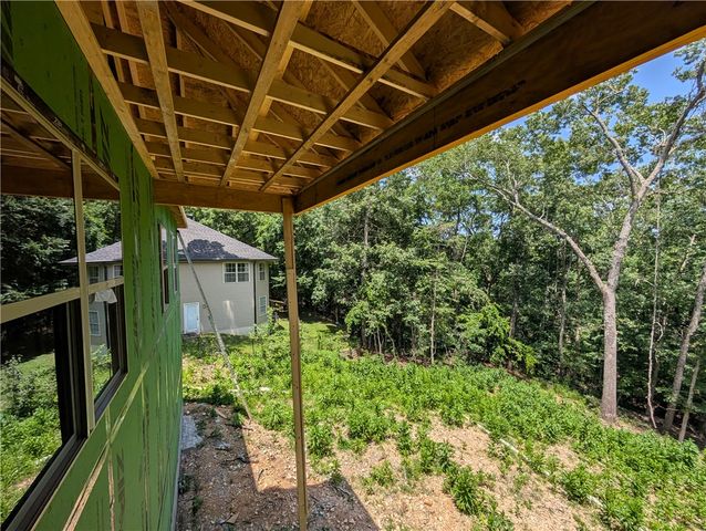 14 Wiltshire Drive, Bella Vista, AR 72714