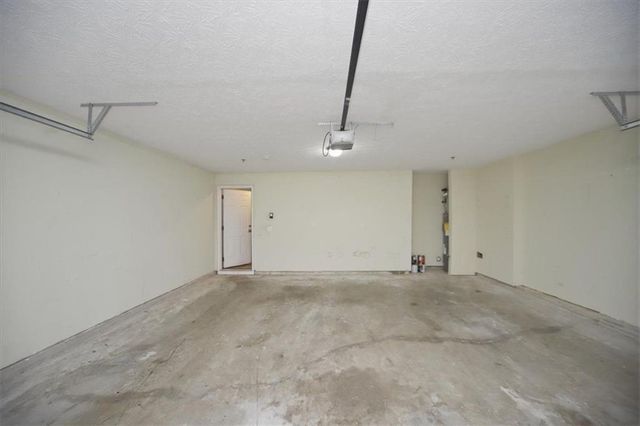 142 Weatherstone Square Drive, Woodstock, GA 30188