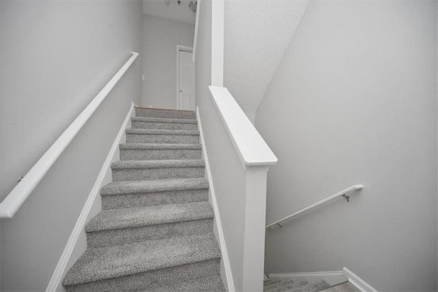 142 Weatherstone Square Drive, Woodstock, GA 30188