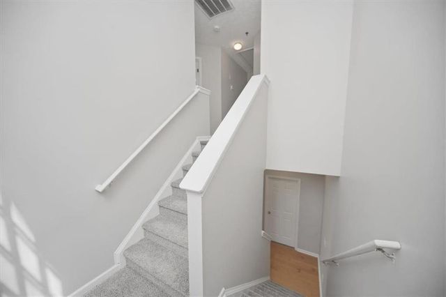 142 Weatherstone Square Drive, Woodstock, GA 30188