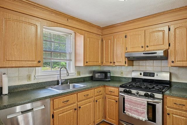 177 High St, Norwell, MA 02061