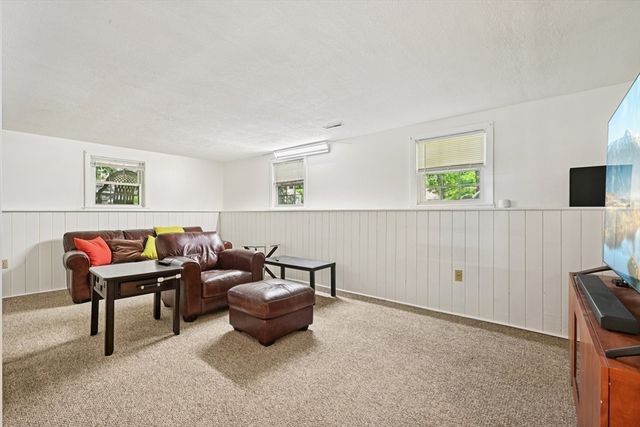 177 High St, Norwell, MA 02061