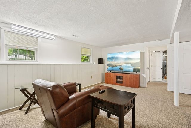 177 High St, Norwell, MA 02061