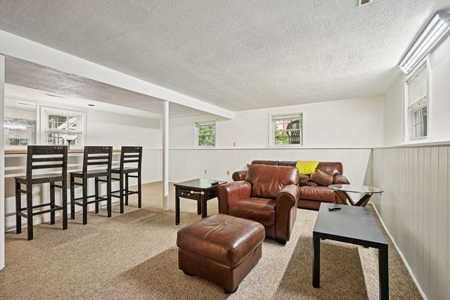 177 High St, Norwell, MA 02061
