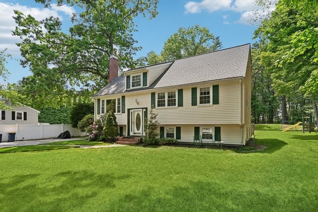 177 High St, Norwell, MA 02061