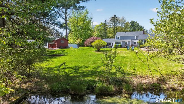 28 Deepwood Road, Simsbury, CT 06070