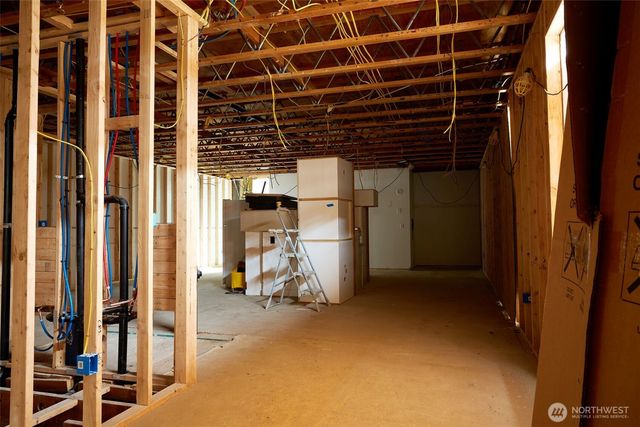 14310 Greenwood Avenue N, Seattle, WA 98133