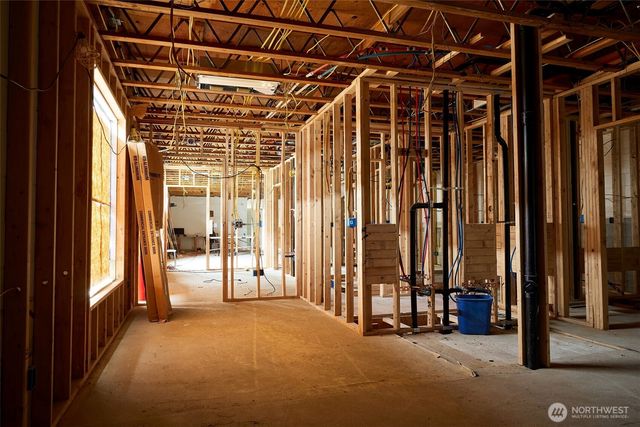 14310 Greenwood Avenue N, Seattle, WA 98133