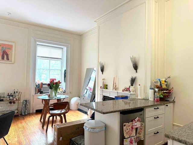 107 Beacon 6, Boston, MA 02116