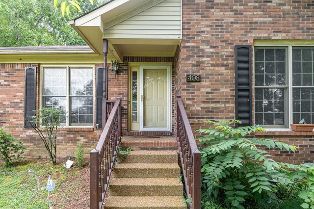 408 Shawnee Dr, Columbia, TN 38401