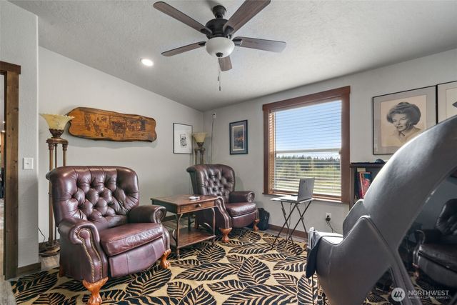 437 NW Equestrian Drive, Poulsbo, WA 98370