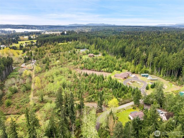 437 NW Equestrian Drive, Poulsbo, WA 98370