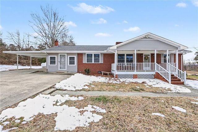 3379 W 3rd Street, Staley, NC 27355