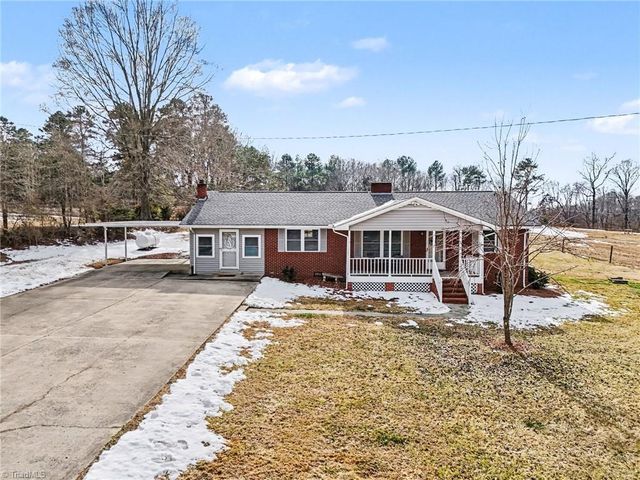 3379 W 3rd Street, Staley, NC 27355