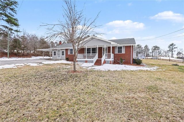 3379 W 3rd Street, Staley, NC 27355