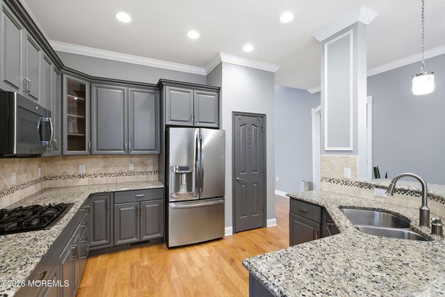 75 Strathmere Street, Waretown, NJ 08758