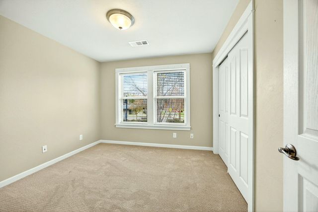 557 N Mountain Avenue, Ashland, OR 97520