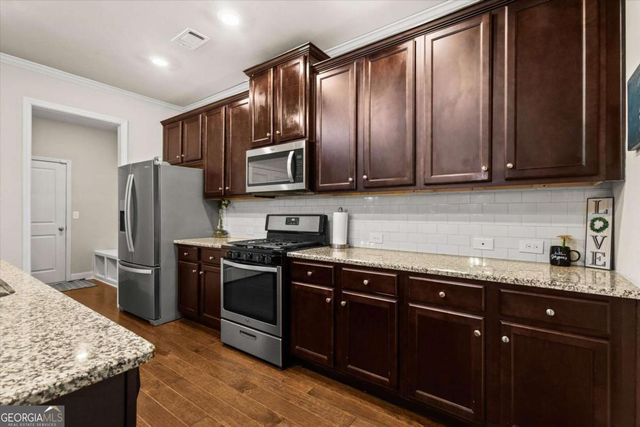 3195 Cherrychest Way, Snellville, GA 30078