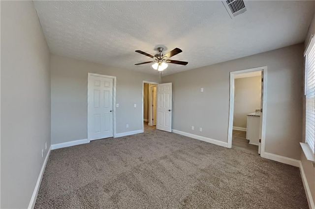 5021 Limerick Lane, Flowery Branch, GA 30542