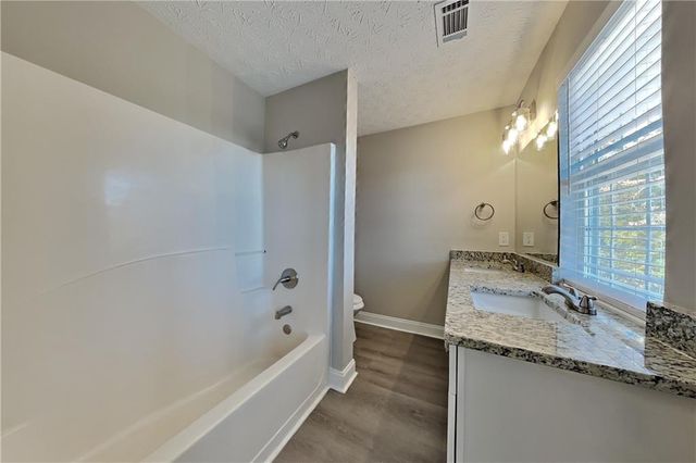 5021 Limerick Lane, Flowery Branch, GA 30542