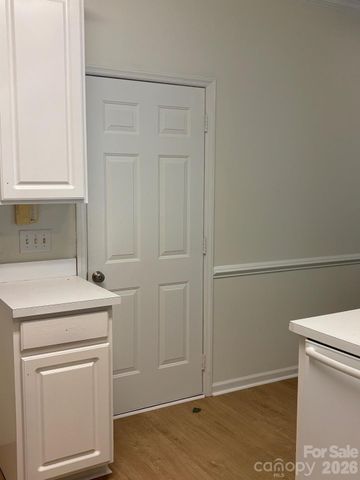 12313 Carolina Crossing Drive, Charlotte, NC 28273