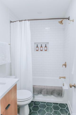 909 S Mitchell Street, Bloomington, IN 47401