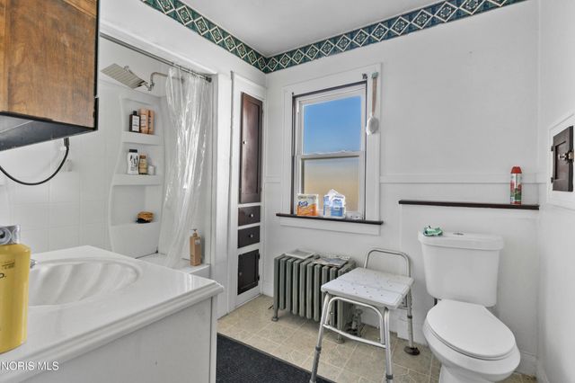 1806 Jermain Drive, Toledo, OH 43606