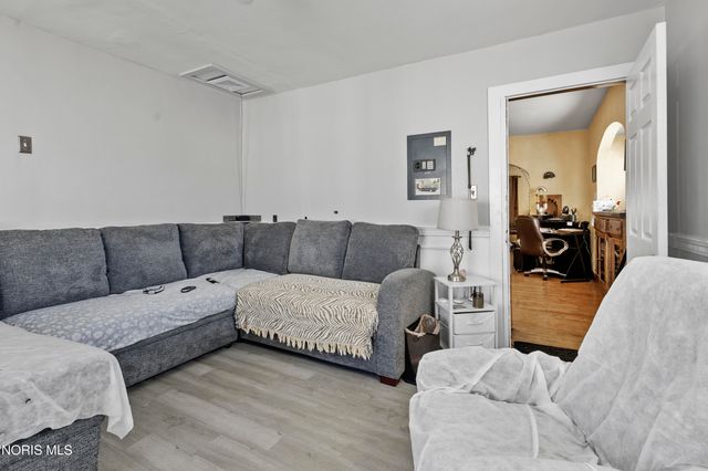 1806 Jermain Drive, Toledo, OH 43606