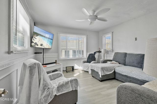 1806 Jermain Drive, Toledo, OH 43606