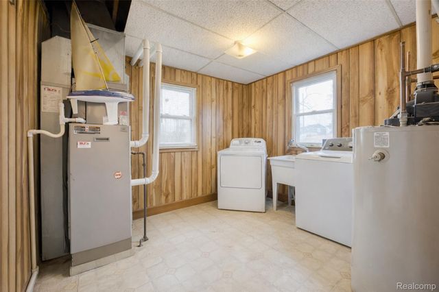 11388 Sunset Boulevard, Putnam Township, MI 48169