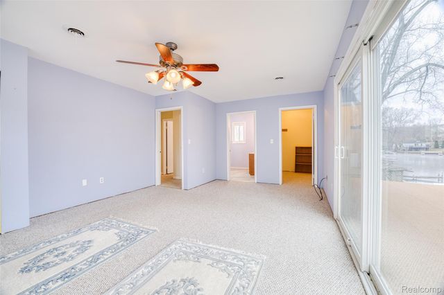 11388 Sunset Boulevard, Putnam Township, MI 48169