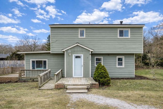 11388 Sunset Boulevard, Putnam Township, MI 48169