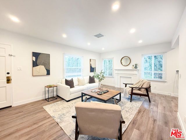 6112 Saturn Street, Los Angeles, CA 90035