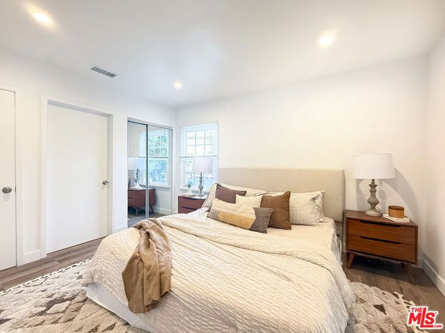 6112 Saturn Street, Los Angeles, CA 90035
