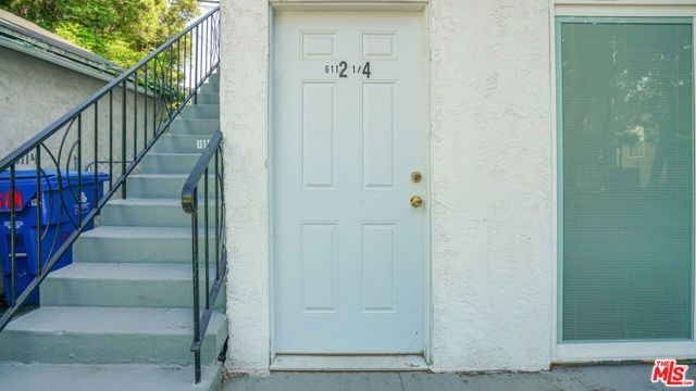 6112 Saturn Street, Los Angeles, CA 90035
