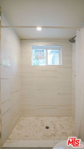 6112 Saturn Street, Los Angeles, CA 90035