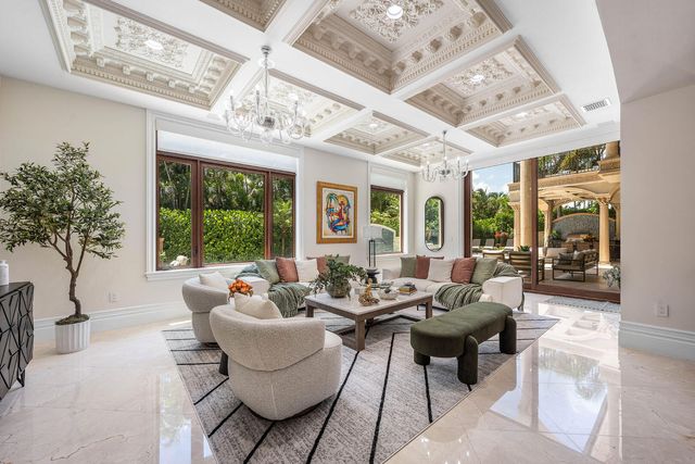 2225 W Silver Palm Road, Boca Raton, FL 33432