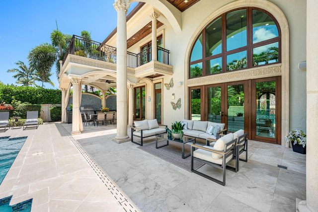 2225 W Silver Palm Road, Boca Raton, FL 33432