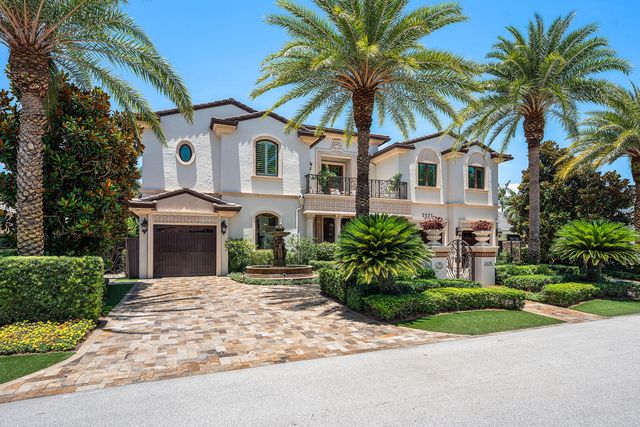 2225 W Silver Palm Road, Boca Raton, FL 33432