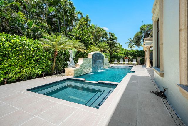 2225 W Silver Palm Road, Boca Raton, FL 33432