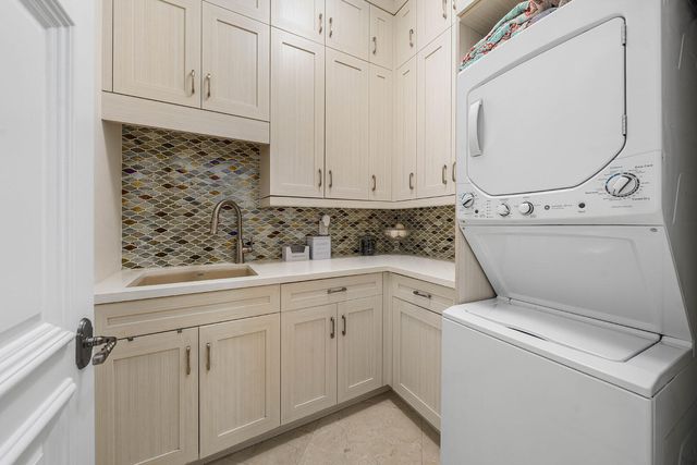 2225 W Silver Palm Road, Boca Raton, FL 33432
