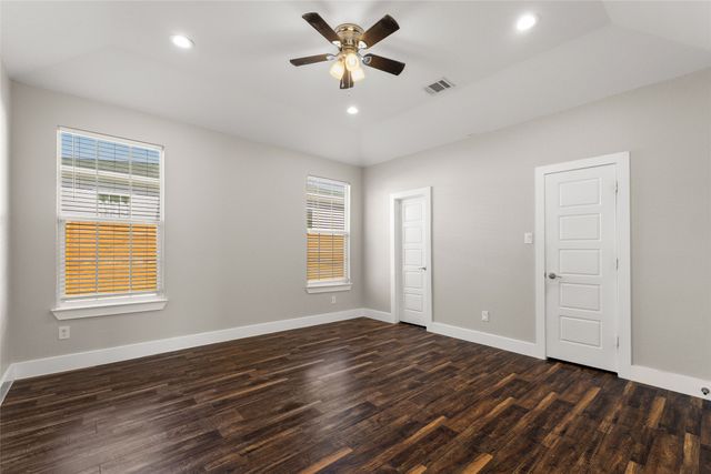 3877 Sam Circle, Dallas, TX 75233