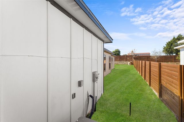 3877 Sam Circle, Dallas, TX 75233