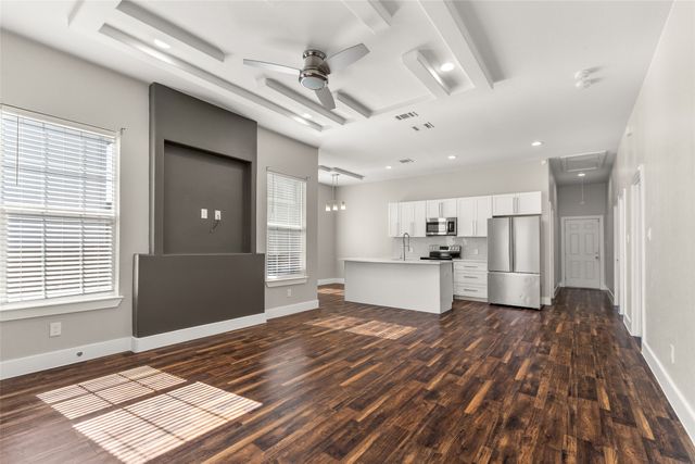 3877 Sam Circle, Dallas, TX 75233